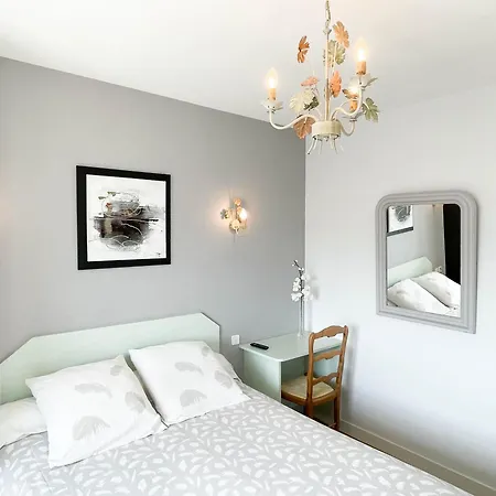 D'hotes La Mansardiere بيت ضيافة كُنْكال