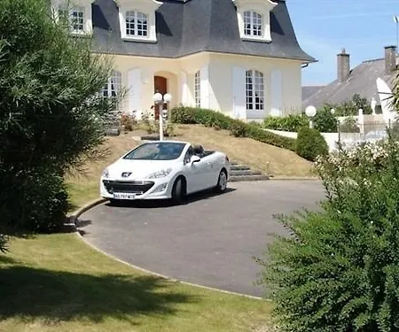 D'hotes La Mansardiere 2*